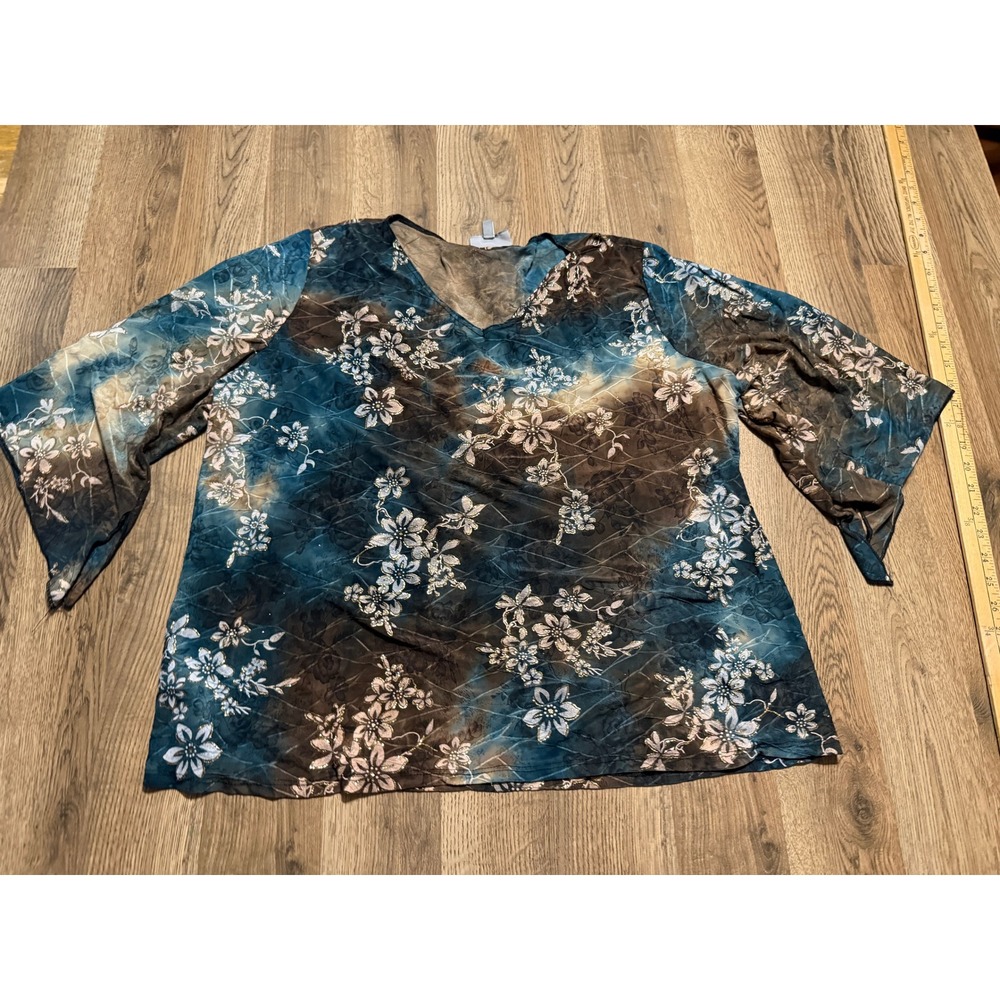 Essentials Top Womens Size 2X Blue Brown Floral V-Neck Bell Sleeve Blouse